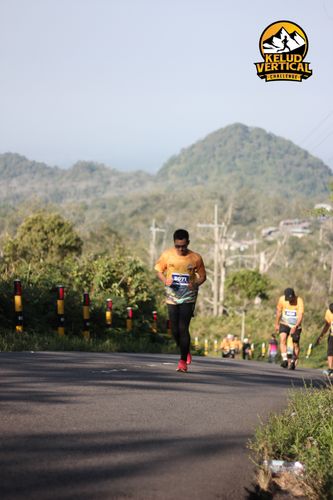 Race photo from Kelud Vertical Challenge 2024