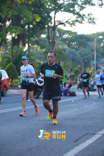 Race photo from Isoplus Run 2024 Surabaya