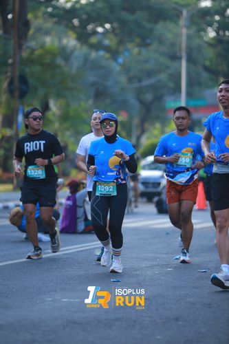 Race photo from Isoplus Run 2024 Surabaya