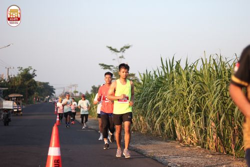 Race photo from Kediri Half Marathon 2024