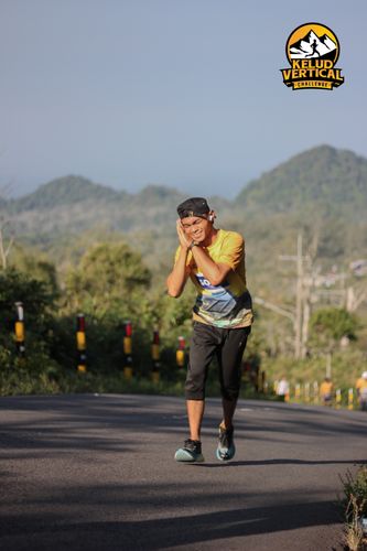 Race photo from Kelud Vertical Challenge 2024