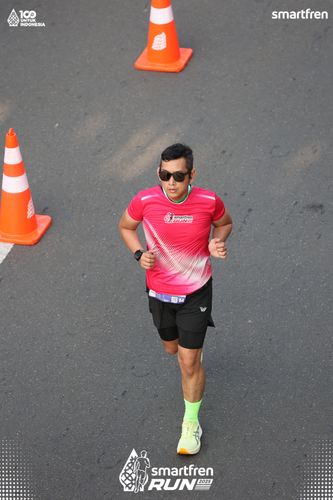 Race photo from Smartfren Run 2025 