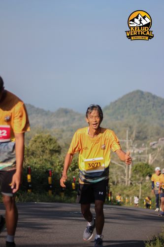 Race photo from Kelud Vertical Challenge 2024