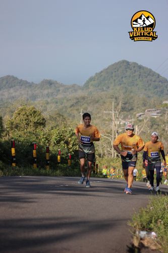 Race photo from Kelud Vertical Challenge 2024