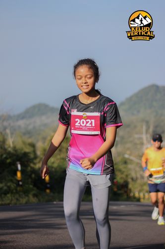 Race photo from Kelud Vertical Challenge 2024
