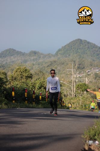 Race photo from Kelud Vertical Challenge 2024