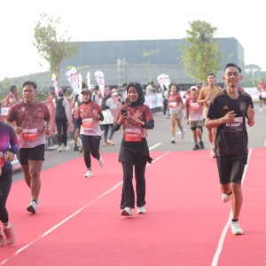 Race photo from KEDIRI HALF MARATHON 2026