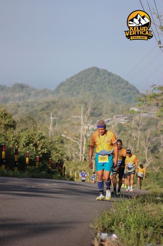 Race photo from Kelud Vertical Challenge 2024