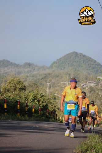Race photo from Kelud Vertical Challenge 2024