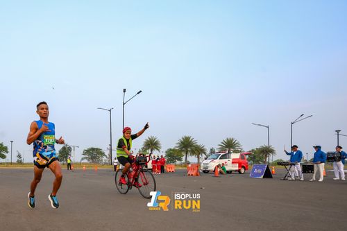 Race photo from ISOPlus Run 2024 Jakarta