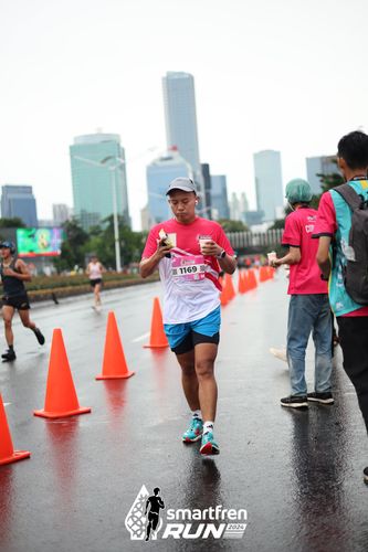 Race photo from Smartfren Run 2024