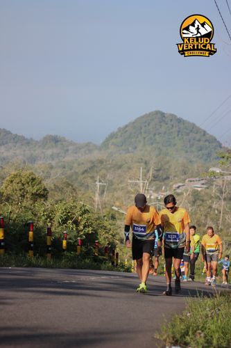 Race photo from Kelud Vertical Challenge 2024