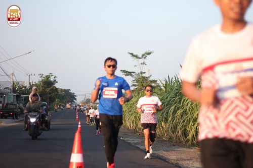 Race photo from Kediri Half Marathon 2024