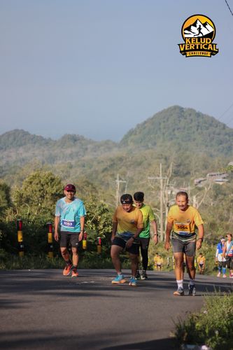 Race photo from Kelud Vertical Challenge 2024