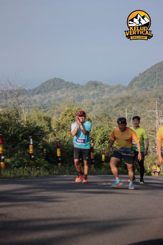 Race photo from Kelud Vertical Challenge 2024