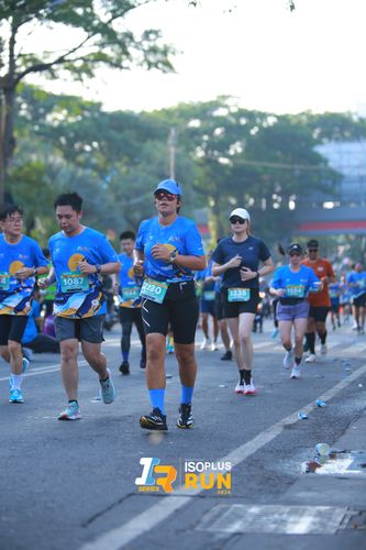 Race photo from Isoplus Run 2024 Surabaya