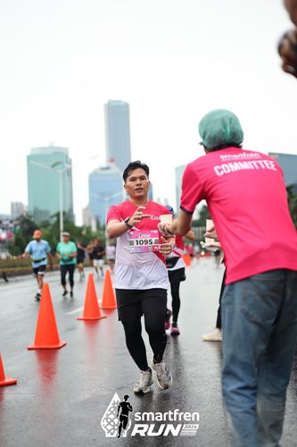 Race photo from Smartfren Run 2024