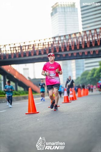 Race photo from Smartfren Run 2025 