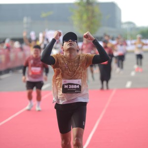 Race photo from KEDIRI HALF MARATHON 2026