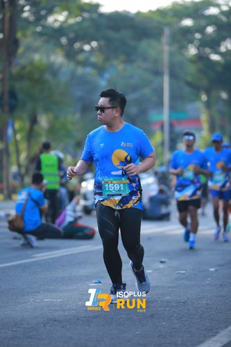 Race photo from Isoplus Run 2024 Surabaya