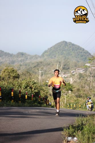 Race photo from Kelud Vertical Challenge 2024