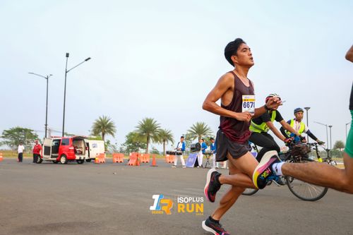 Race photo from ISOPlus Run 2024 Jakarta