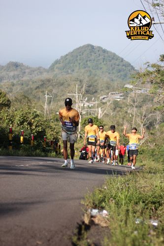 Race photo from Kelud Vertical Challenge 2024