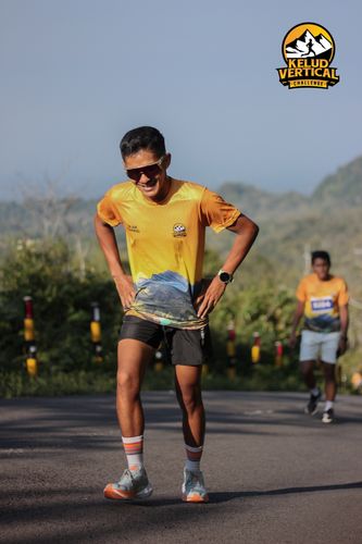 Race photo from Kelud Vertical Challenge 2024