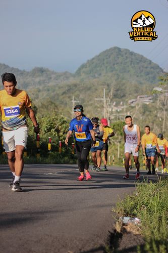Race photo from Kelud Vertical Challenge 2024
