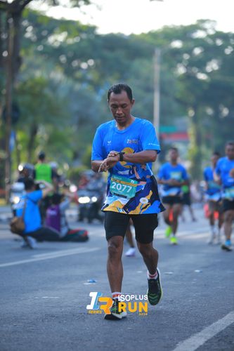 Race photo from Isoplus Run 2024 Surabaya