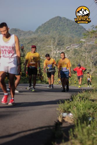 Race photo from Kelud Vertical Challenge 2024