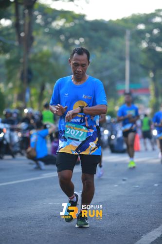 Race photo from Isoplus Run 2024 Surabaya