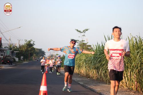 Race photo from Kediri Half Marathon 2024