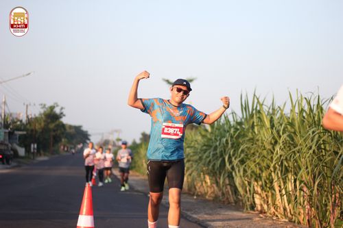Race photo from Kediri Half Marathon 2024