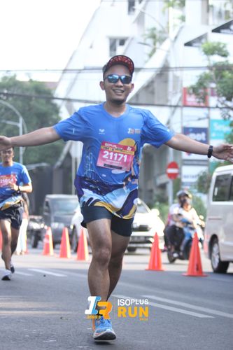 Race photo from Isoplus Run 2024 Surabaya