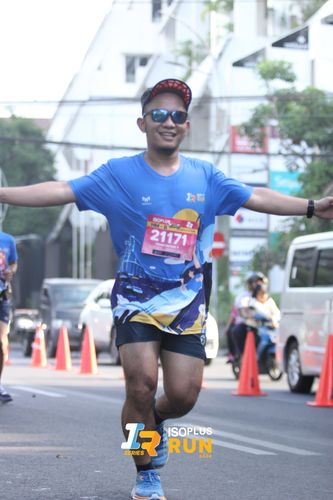 Race photo from Isoplus Run 2024 Surabaya