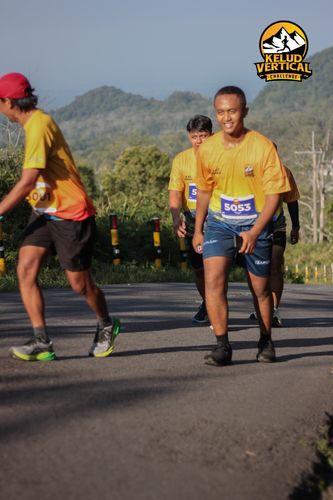 Race photo from Kelud Vertical Challenge 2024