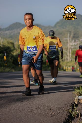 Race photo from Kelud Vertical Challenge 2024