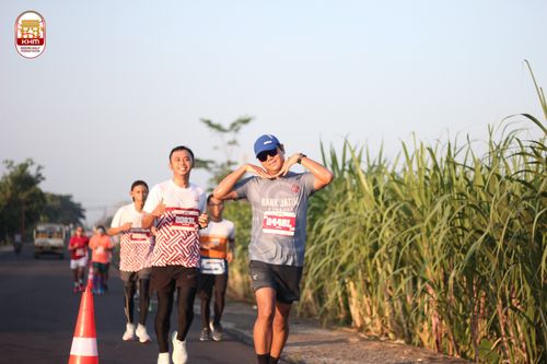 Race photo from Kediri Half Marathon 2024