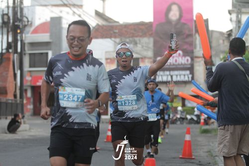 Race photo from Jabar Run 10K 2024