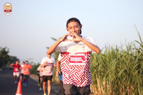 Race photo from Kediri Half Marathon 2024