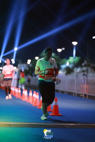 Race photo from PIK NITE RUN 2025