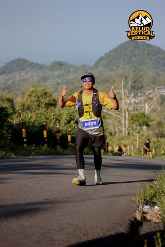 Race photo from Kelud Vertical Challenge 2024