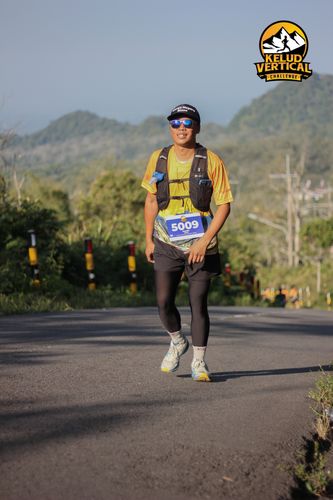 Race photo from Kelud Vertical Challenge 2024
