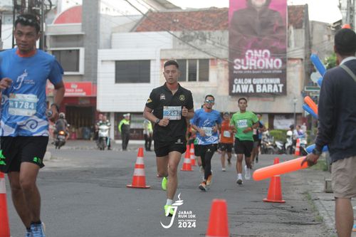 Race photo from Jabar Run 10K 2024