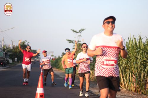 Race photo from Kediri Half Marathon 2024