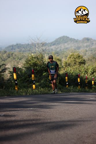 Race photo from Kelud Vertical Challenge 2024