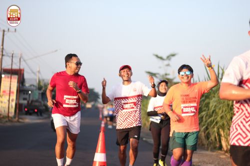 Race photo from Kediri Half Marathon 2024