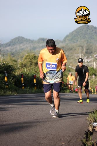 Race photo from Kelud Vertical Challenge 2024