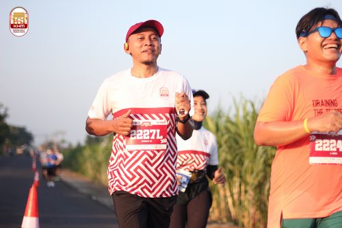 Race photo from Kediri Half Marathon 2024